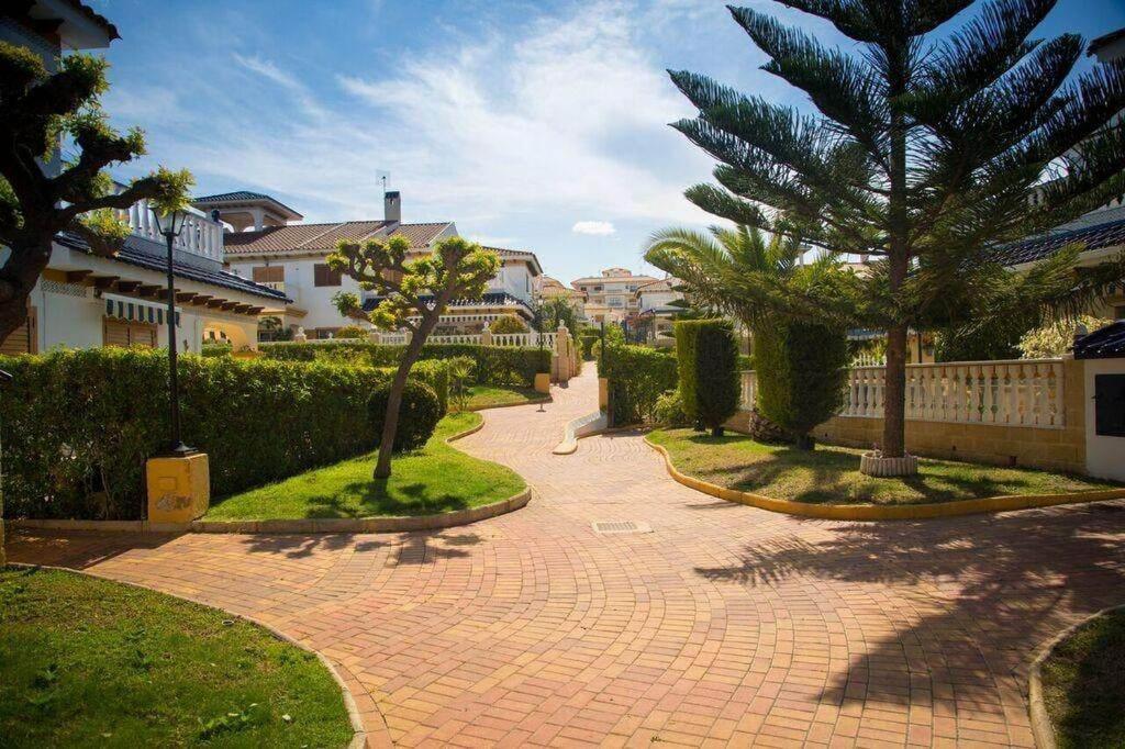 Bungalow Con Terraza La Mata La Mata  Exterior photo