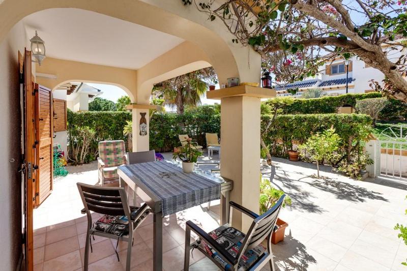 Bungalow Con Terraza La Mata La Mata  Exterior photo